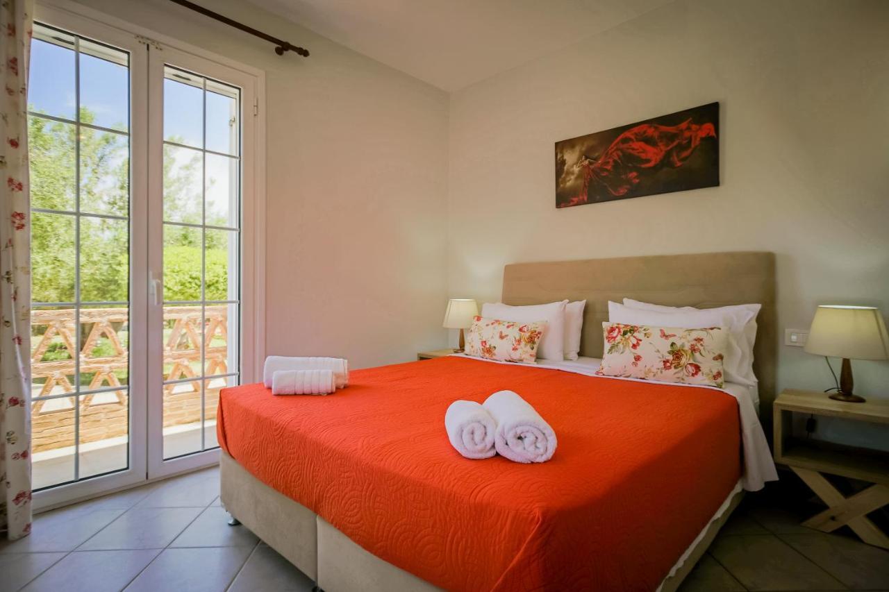 Porto Gerakas Villas Vasilikos  Exterior photo