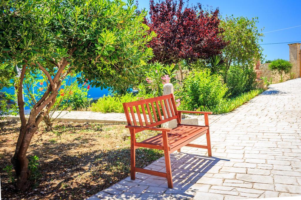 Porto Gerakas Villas Vasilikos  Exterior photo